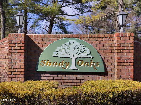 52 Boxwood Terrace #177, Red Bank, NJ 07701