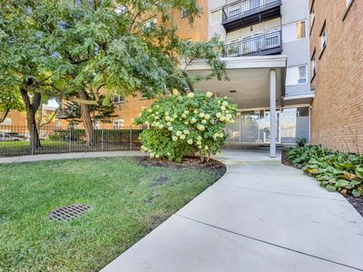 2501 W Bryn Mawr Ave APT 101, Chicago, IL, 60659