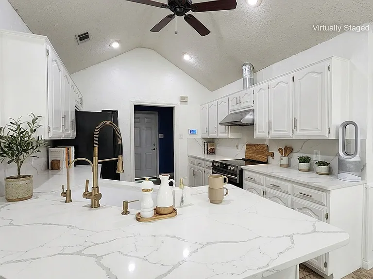 2906 Whetstone Ln — Photo 11