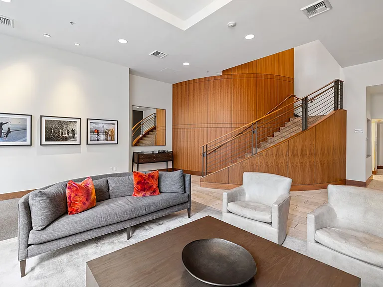 910 Lenora St #S304 — Photo 10