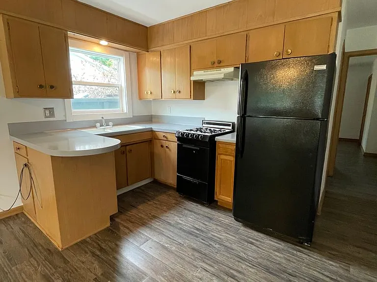 515 Mamie Eisenhower Ave — Photo 4