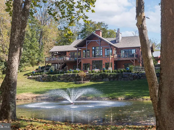 992 Worthington Mill Rd, Newtown, PA 18940