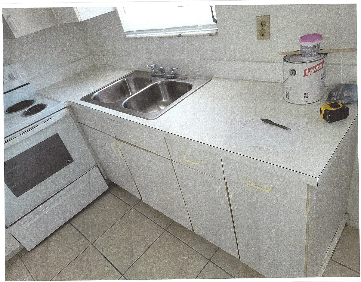 Building Photo - 4927 Coronado Pkwy #2