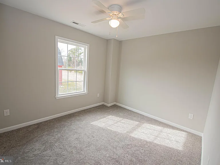 241 Morgans Ct — Photo 52