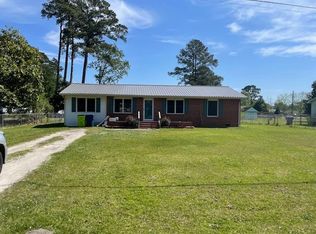 105 Pinecone Ln, Havelock, NC 28532