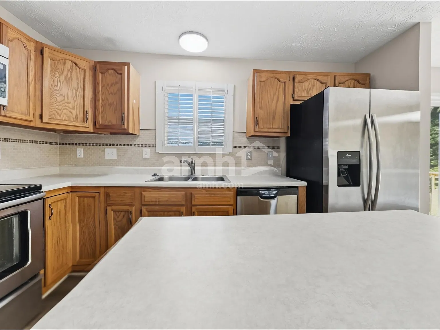 3 bed, 2.5 bath, 1806 sqft, $2,365 — Photo 3