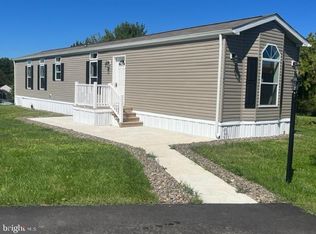 5192 Stone Terrace Dr, Whitehall, PA 18052