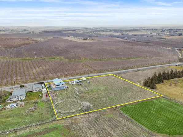 9260 Bittner Rd, Yakima, WA 98901