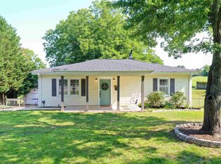 812 Chick Springs Rd, Taylors, SC 29687