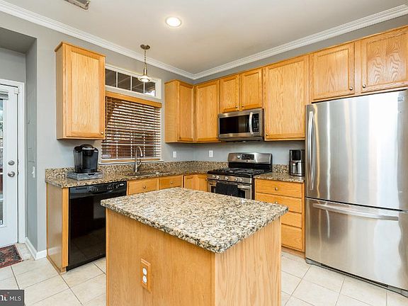 3rd image of 4328 Sutler Hill Sq
