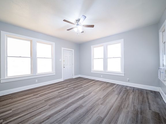 2nd image of 921 Sunset Ave