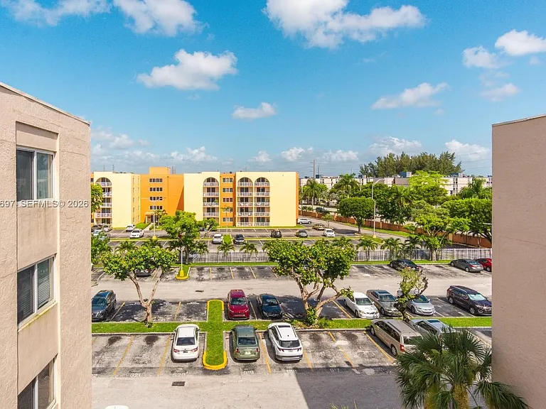 6950 Miami Gardens Dr #2-501 — Photo 18