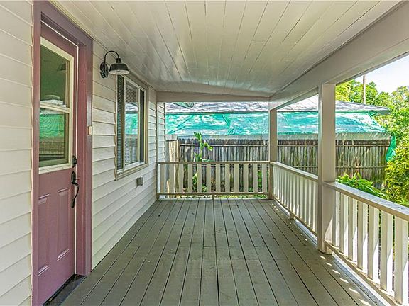 4th image of 4081 41st Ave N