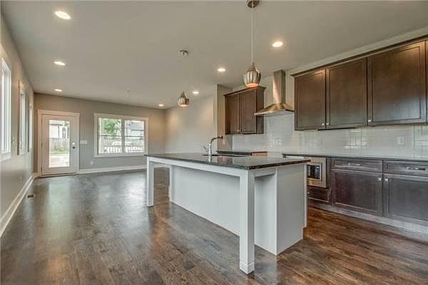 Kitchen includes fridge and all appliances.
