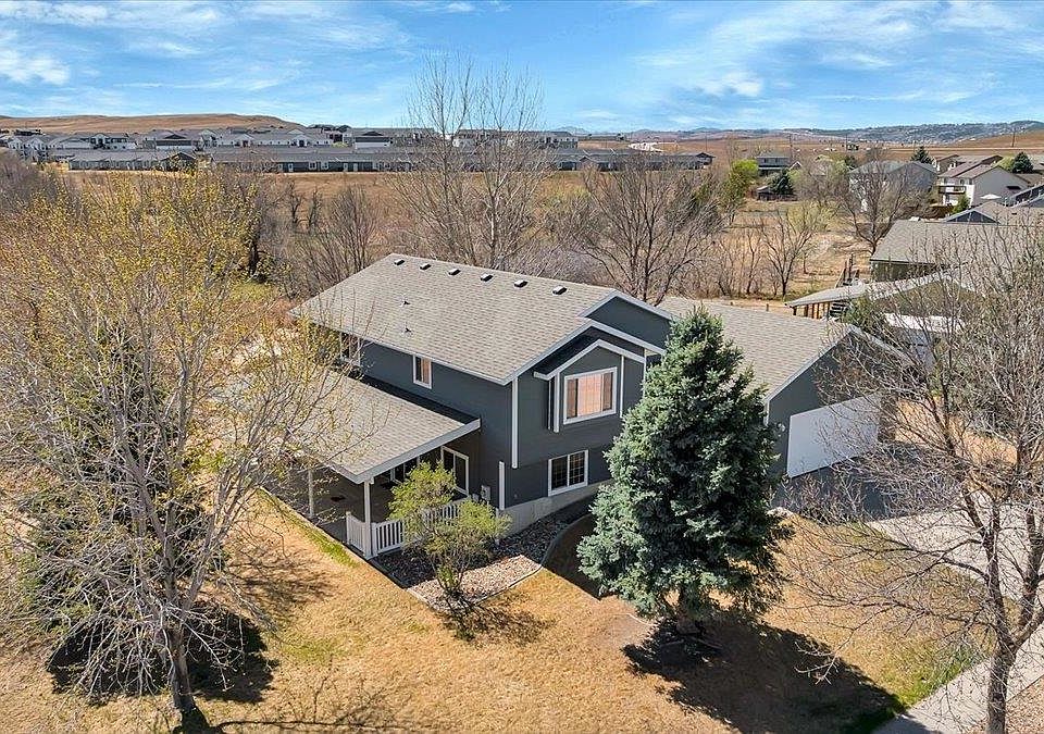 1st image of 3135 Willowbend Rd