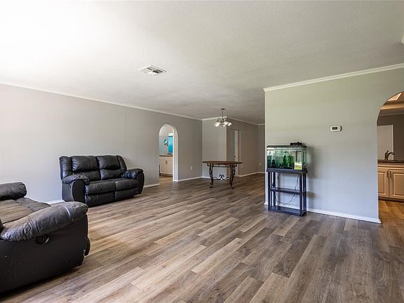 4th image of 1257 FINLAND DRIVE