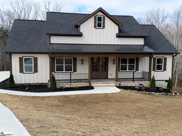 129 Karla Ct, Fountain Inn, SC 29644