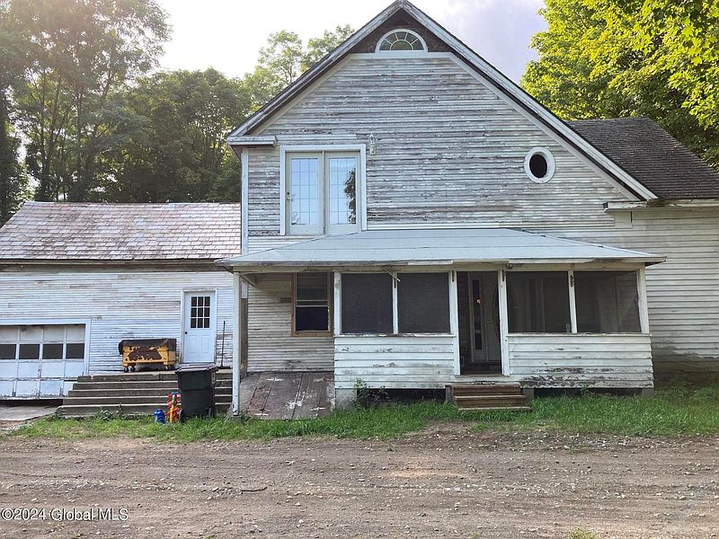 2nd image of 3098 Broad Street