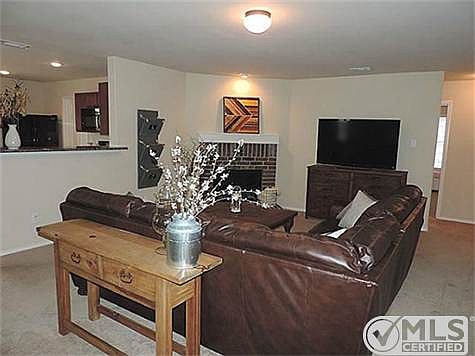 5th image of 1340 Elkford Ln