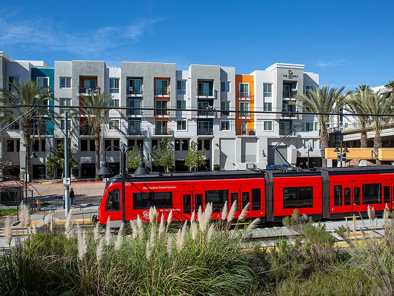 The District Apartments — Photo 14