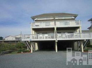 20 E Columbia St, Wrightsville Beach, NC 28480