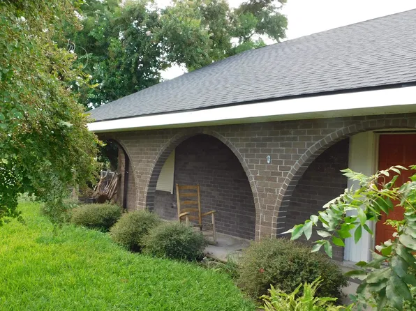 162 W 167th St, Galliano, LA 70354