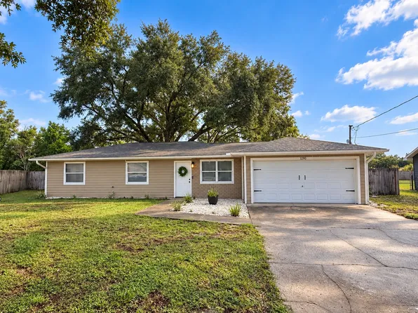 1230 Simpson Ln, Mount Dora, FL 32757
