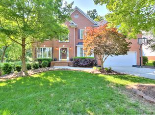 5713 McChesney Dr, Charlotte, NC 28269