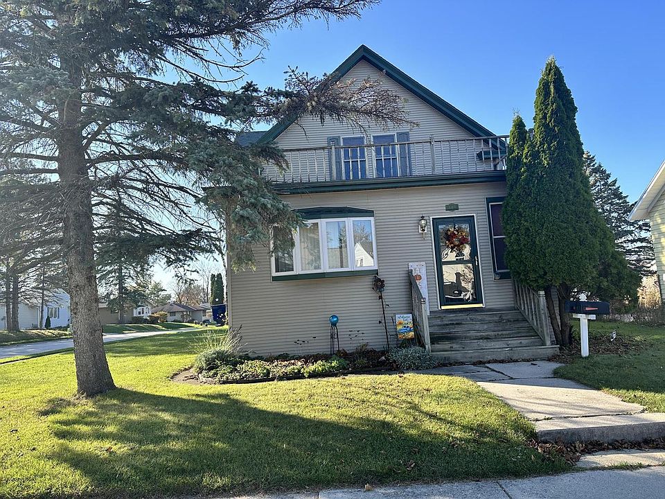 1st image of 114 Bishop AVENUE #114 1/2