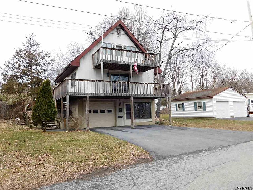 1st image of 3 Crow St