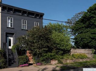 216 Allen St, Hudson, NY 12534