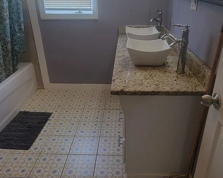 1128 Mercer St — Photo 13