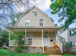 201 Walton St, Ridgewood, NJ 07450