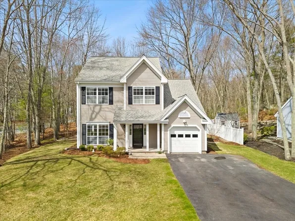 1 Grover Ln, Foxboro, MA 02035