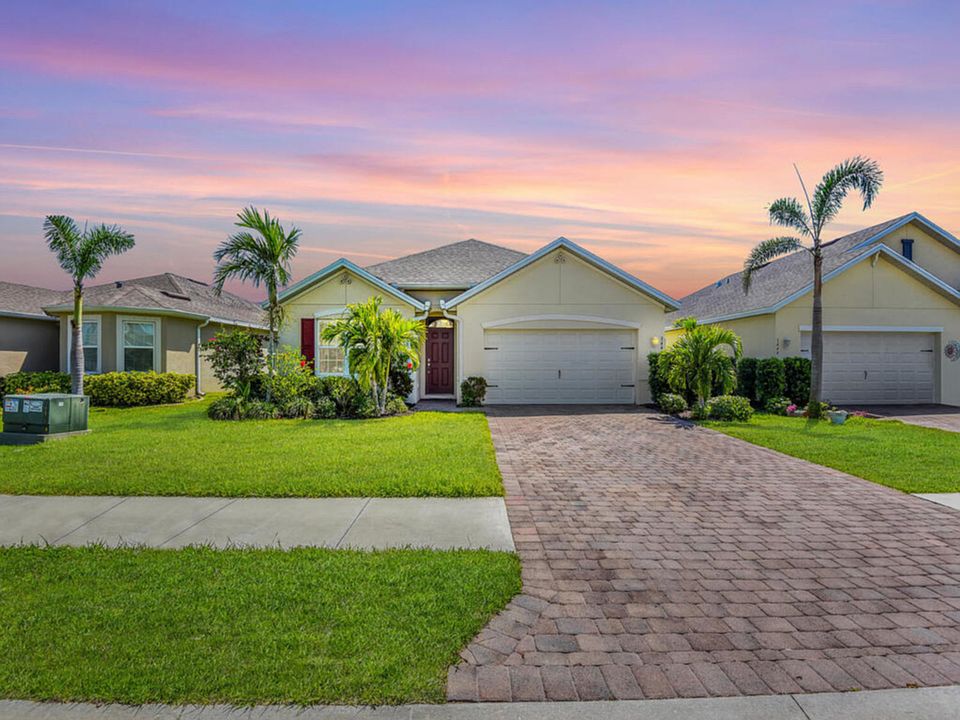 3446 Acapulco Cir, Cape Coral, FL 33909 | Zillow