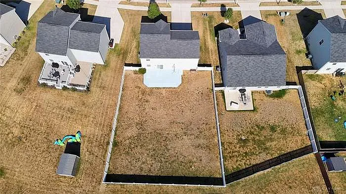 2723 Tennessee Dr — Photo 27
