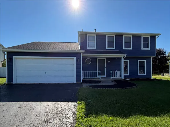598 Bram Hall Dr, Rochester, NY 14626