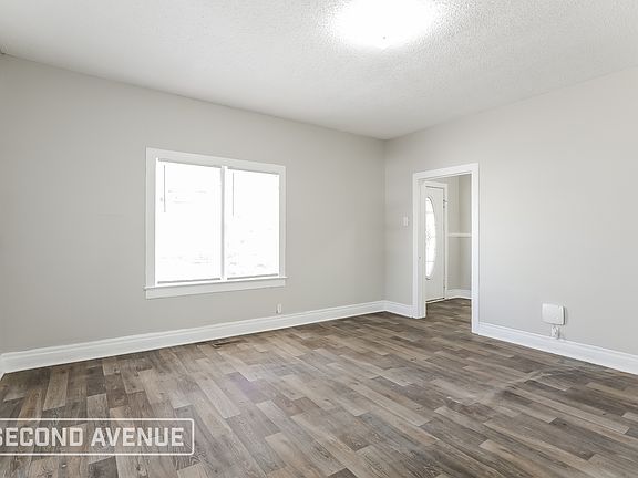 4th image of 502 Exeter Ave