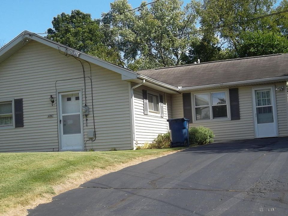 1st image of 484 Leenhouts St