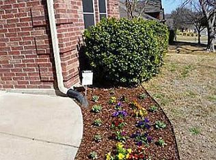 1213 Trinity Dr, Benbrook, TX 76126