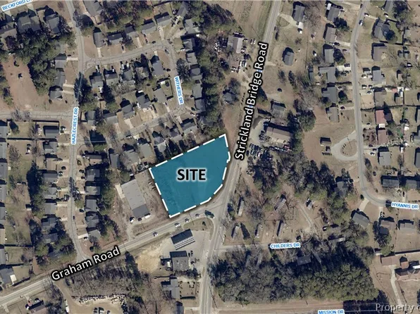 Graham Rd, Fayetteville, NC 28304