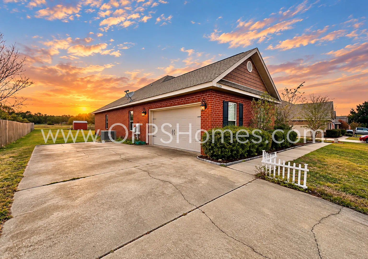 Spacious 4-Bedroom Home! — Photo 3