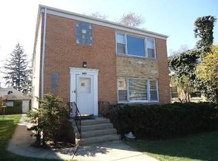 3200 Central St #1, Evanston, IL 60201