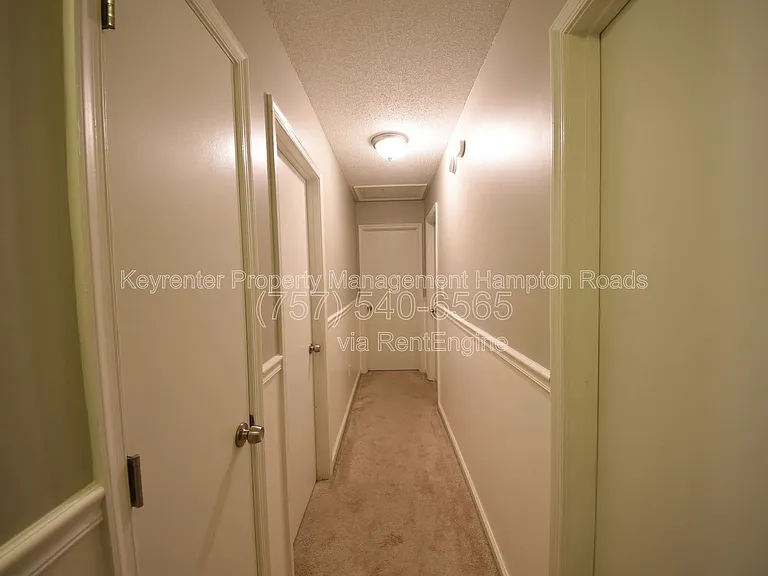 1549 River Creek Cres — Photo 20