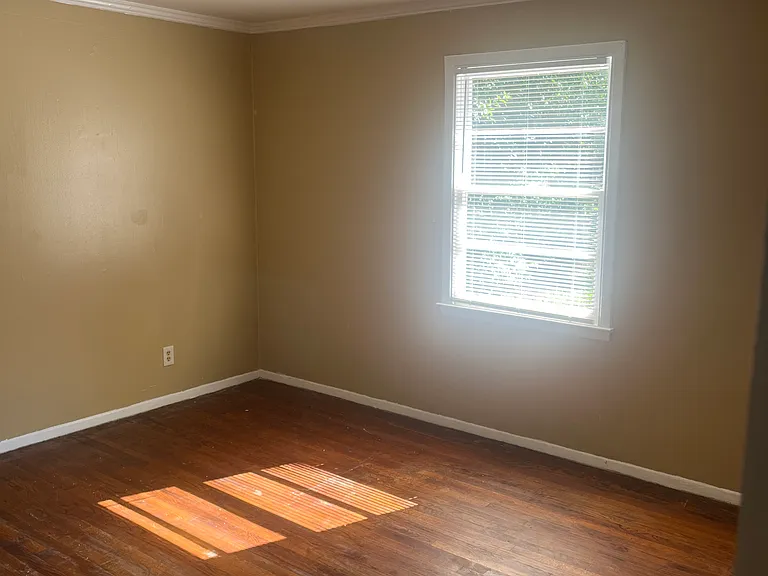 1673 Selma Pl — Photo 1