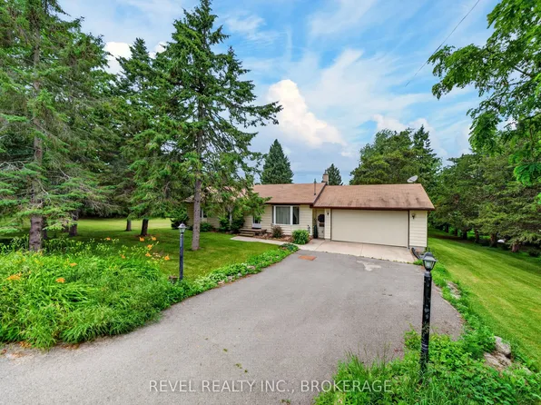4453 Latimer Rd, South Frontenac, ON K0H 1X0