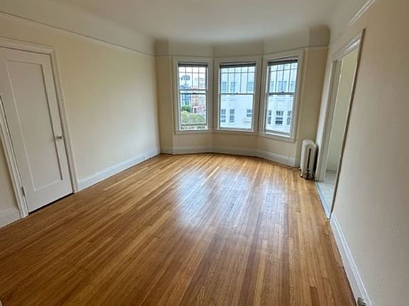 4th image of 2295 Francisco St #6R