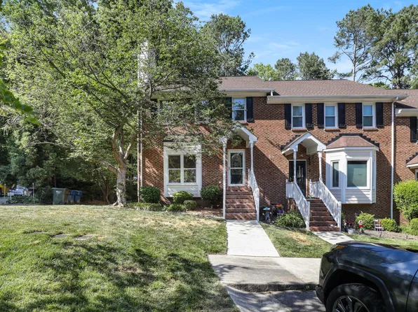 15 Preakness Dr, Durham, NC 27713