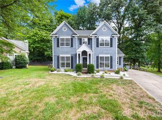 1112 Coachlight Cir, Charlotte, NC 28262