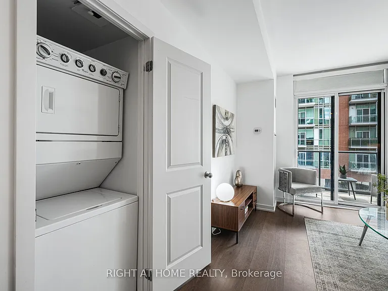 105 George St #312 — Photo 18